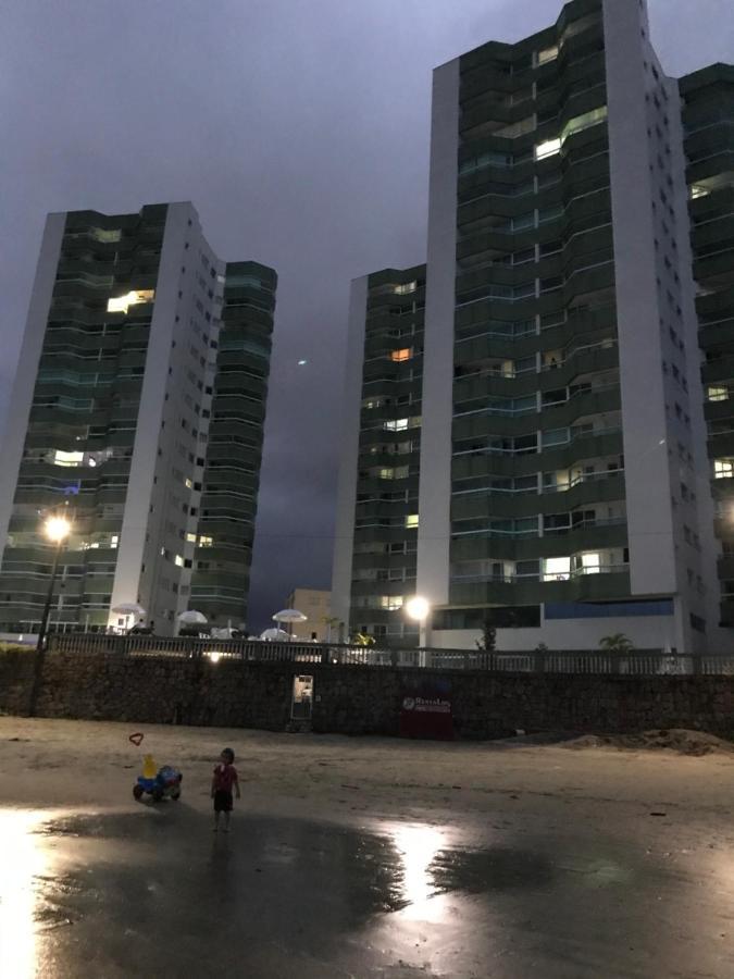 Apartamento Pe Na Areia Frente Para O Mar E Piscina Na Prainha Caraguatatuba Εξωτερικό φωτογραφία