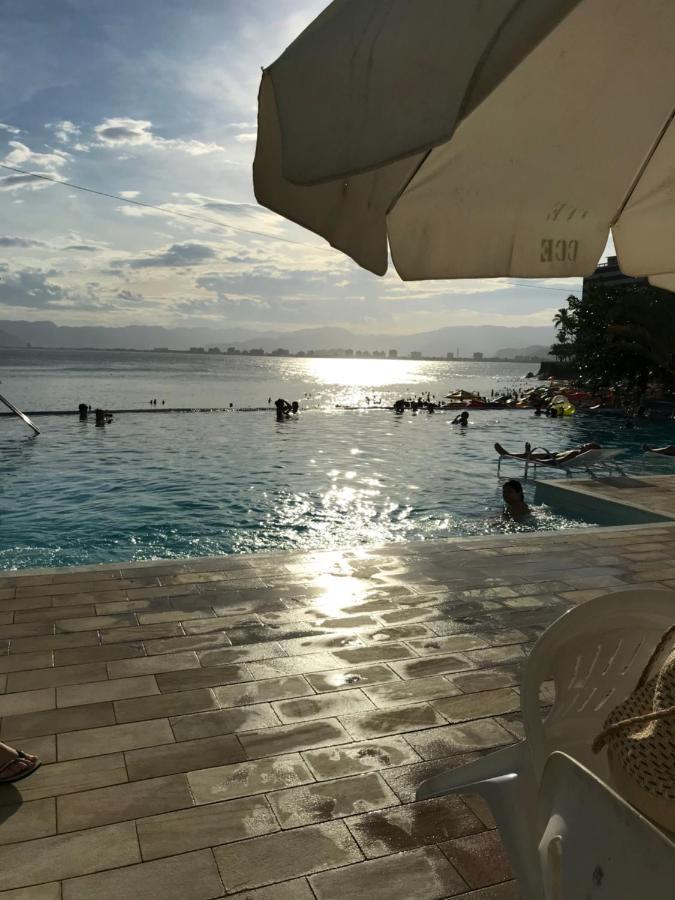 Apartamento Pe Na Areia Frente Para O Mar E Piscina Na Prainha Caraguatatuba Εξωτερικό φωτογραφία