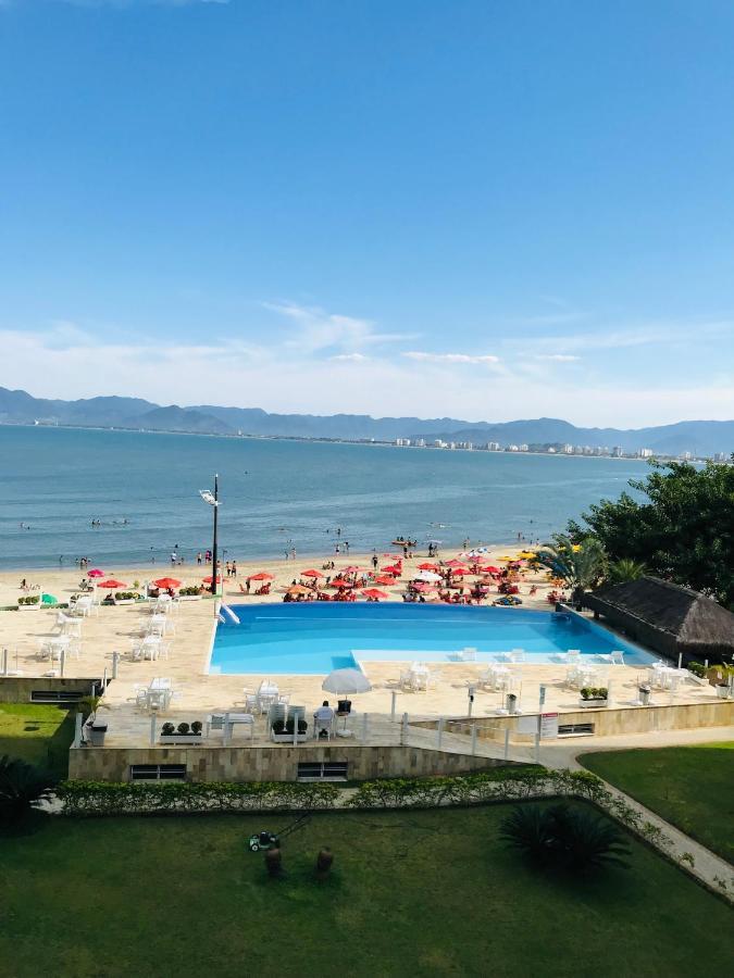 Apartamento Pe Na Areia Frente Para O Mar E Piscina Na Prainha Caraguatatuba Εξωτερικό φωτογραφία